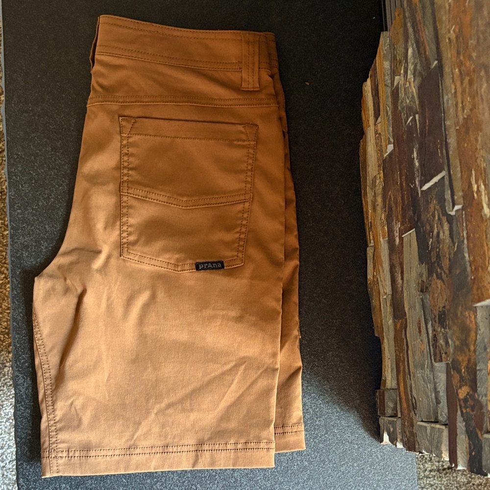 Prana Butterscotch Men’s Shorts 30x9 - NWOT